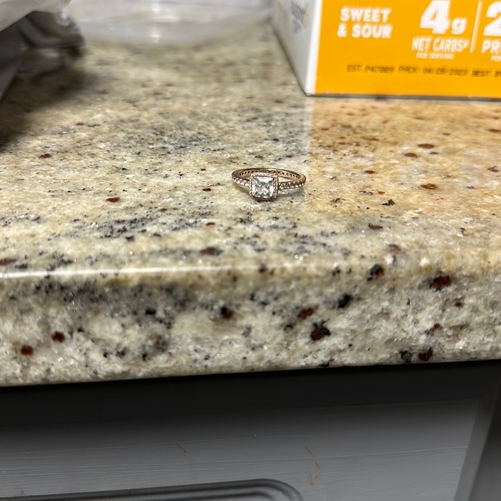 PANDORA Sparkle HALO ROSE GOLD RING - Picture 3 of 3